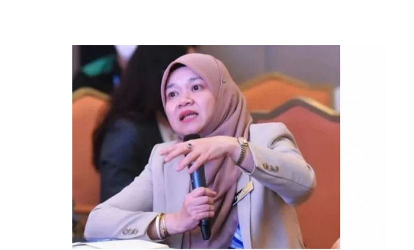 教育部长法丽娜。