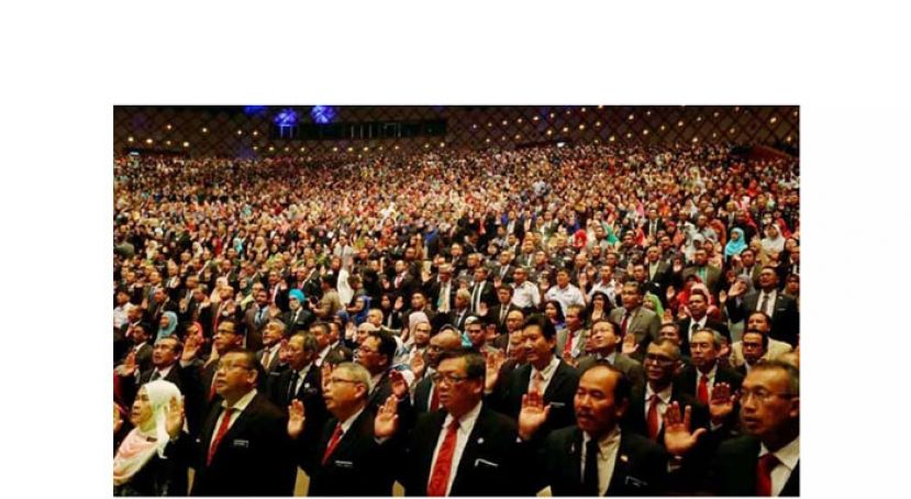 联邦公仆强制11月前接种疫苗　否则将面对纪律对付