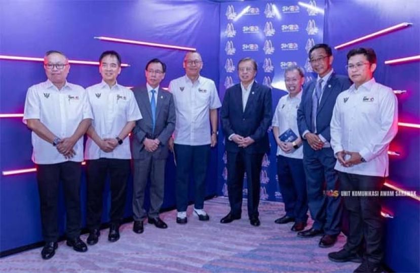 砂媒体大会上的一张合影。
