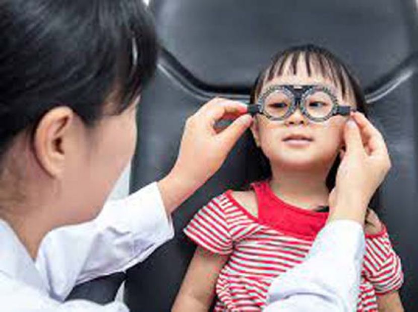 疫情宅家用眼成隐忧　学童近视控制不能等