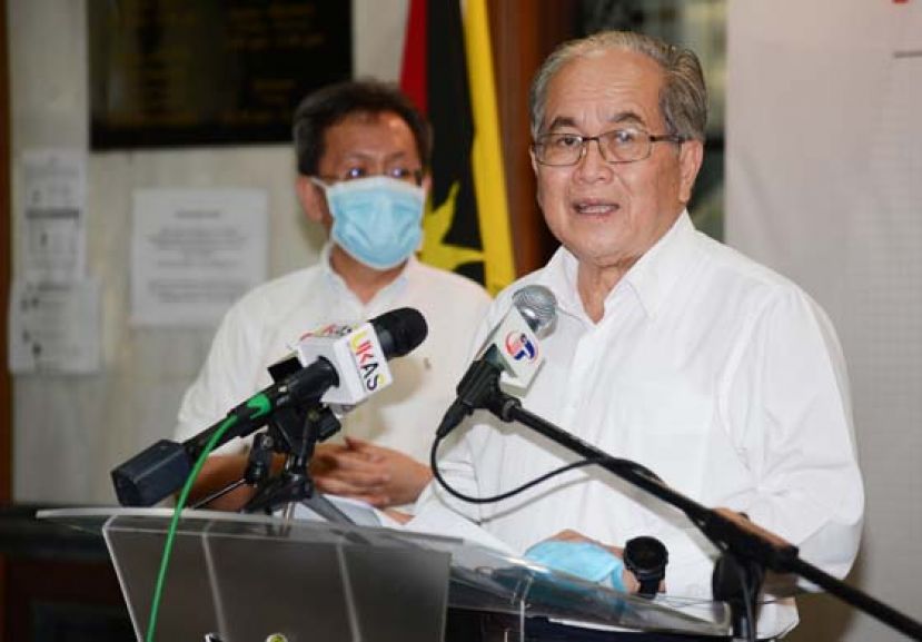 砂灾难管理委员会主席拿督阿玛道格拉斯。