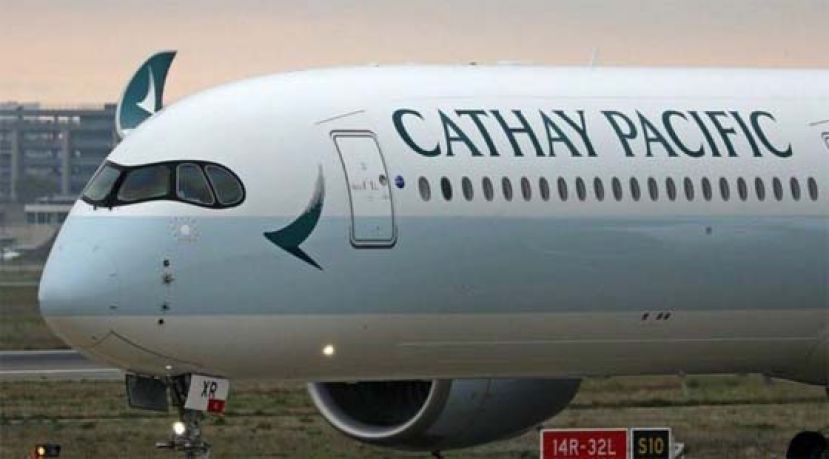 为确保农历新年如常运作，国泰航空每天均减十多趟航班。