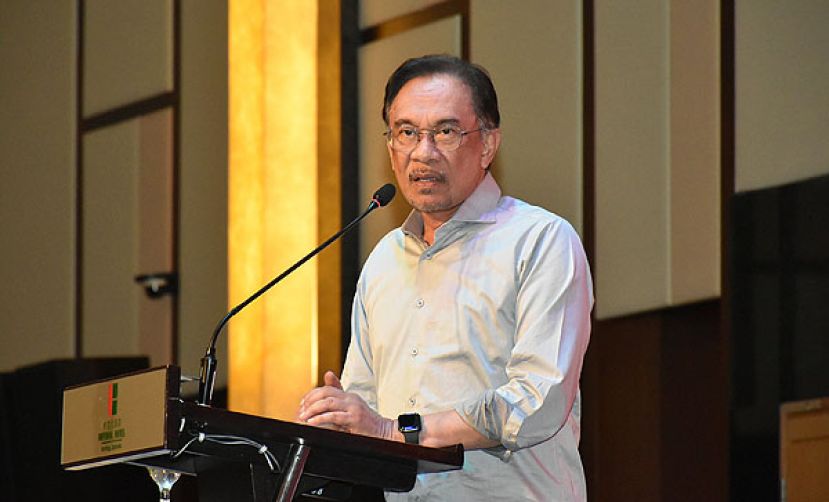 公正党主席拿督斯里安华在&ldquo;砂拉越新展望&rdquo;晚宴上致词。