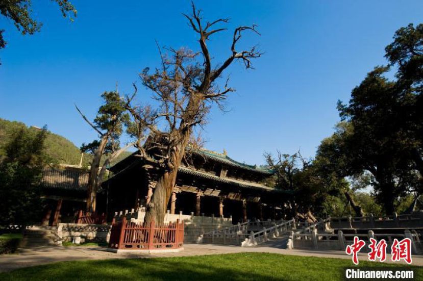 始建于北宋太平兴国九年(公元984年)的晋祠圣母殿。