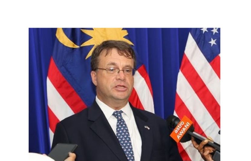 美国驻马大使柯佳年。