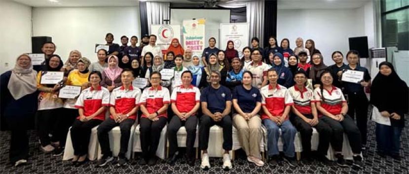 MAKNA与马来西亚红新月会古晋分会首次携手开展AED与心肺复苏意识提升计划