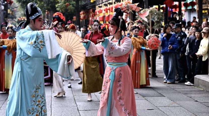 中国总人口仍逾14亿人，平均预期寿命79.25岁。