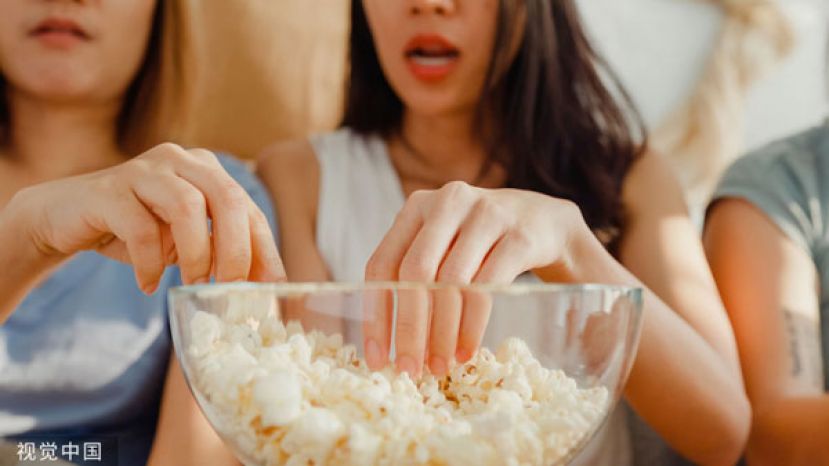 每天吃轻盐爆米花的人罹患失智风险可能较低。