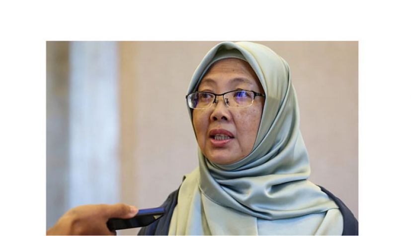 卫生部长扎丽哈。