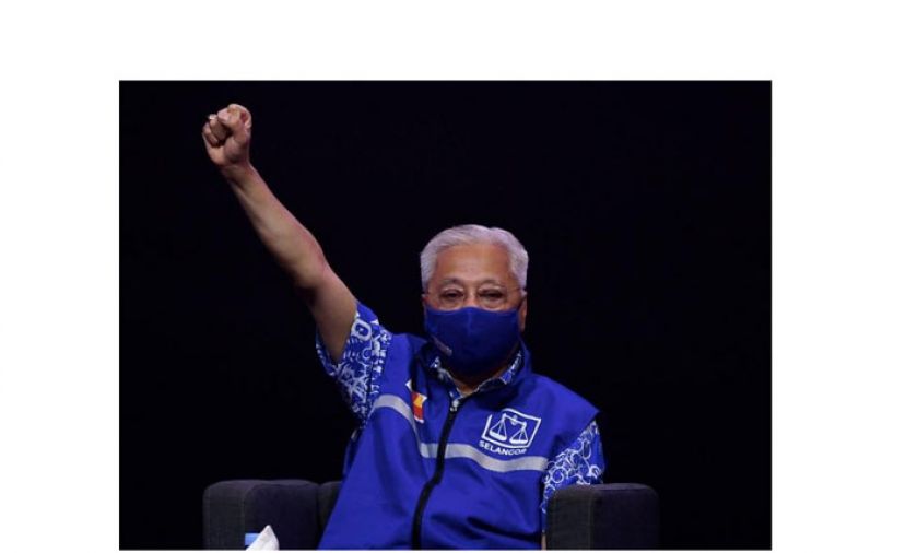 拿督斯里依斯迈沙比里。