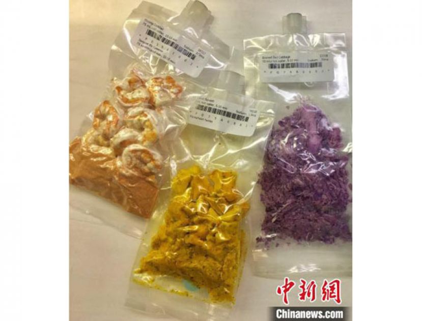 冻干混合虾、南瓜和焖熟紫甘蓝，食用时再加水。这些是加强食物的一些例子。