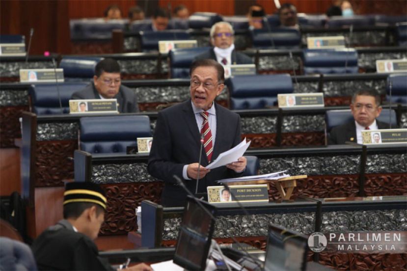 首相:学生逐渐对科学、工艺、工程与数学兴趣下降感到担心