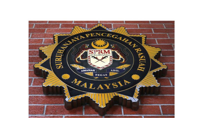 反贪会突击数银行与公司　追查国际诈骗集团