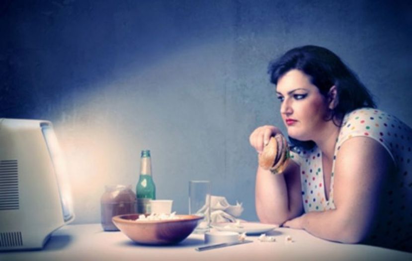 不吃早餐临睡才吃宵夜 心脏病死亡风险高五倍