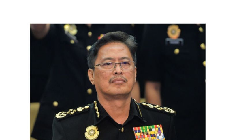丹斯里阿占巴基。