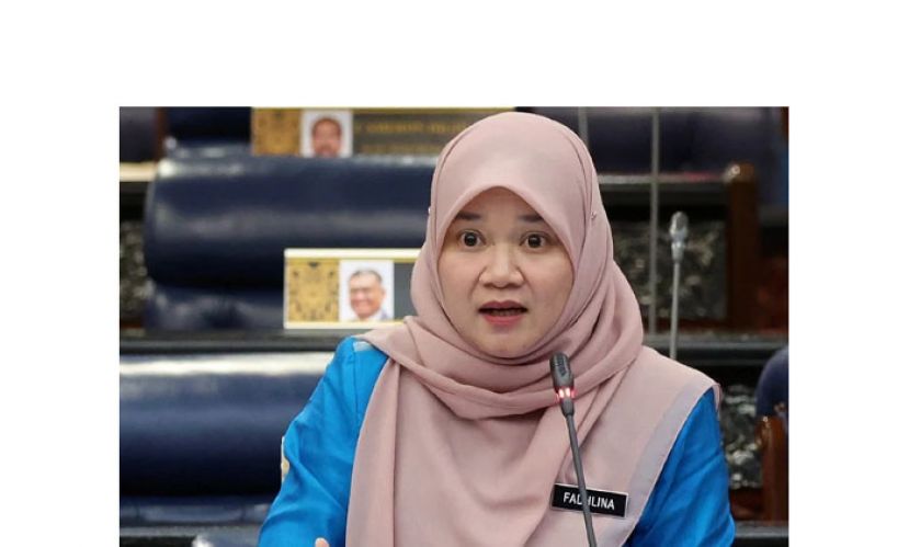 教育部长法丽娜。