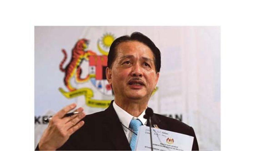 卫生总监丹斯里诺希山。