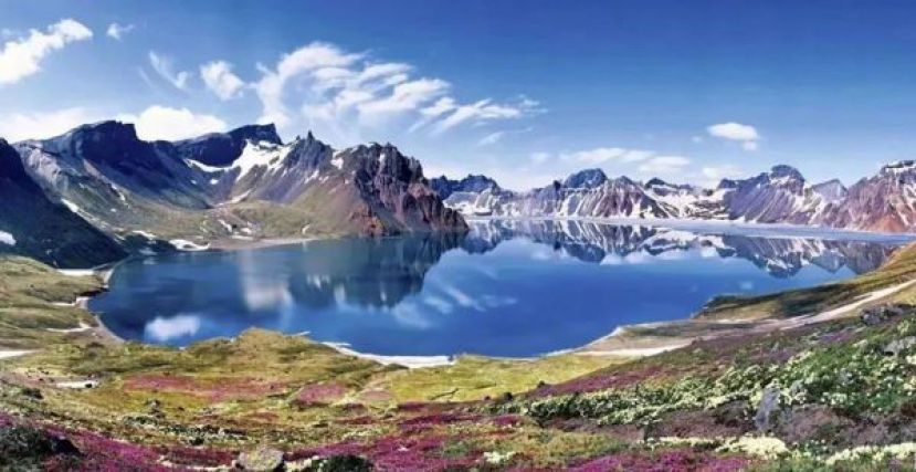  吉林长白山世界地质公园风貌。