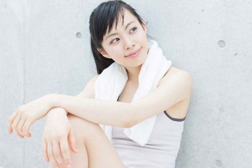 带妆运动 脸上大爆痘