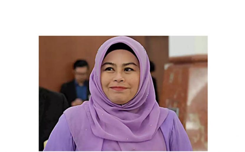 拿督斯里诺莱妮。