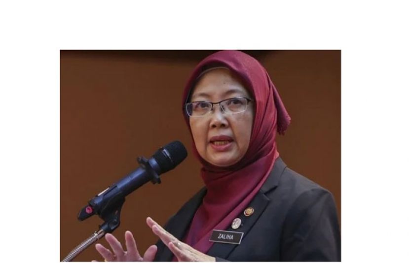 卫生部长扎丽哈。