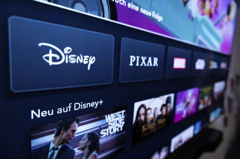 Disney+官方公开打击密码共享新规定的时间表。