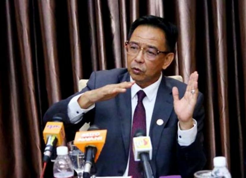 砂旅游、艺术、文化、青年和体育部长拿督阿都卡林。