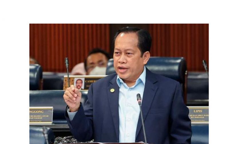 拿督斯里阿末玛斯兰。