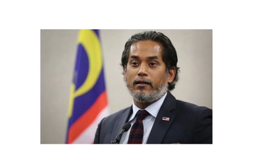 卫生部长凯里。