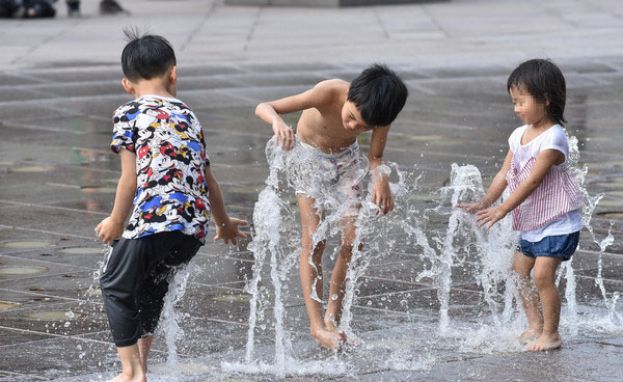 地球刚经历史上最热7月　联合国警告：气候变迁已失控