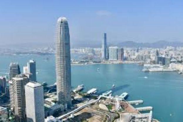 香港国际金融中心大厦及维多利亚港。