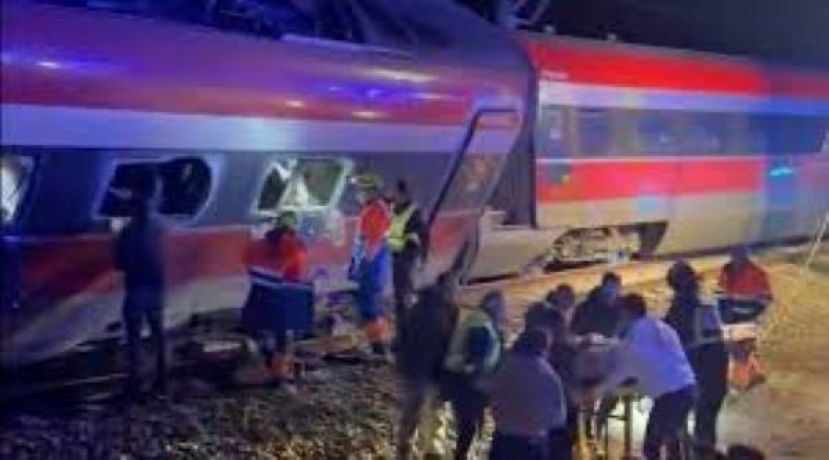 西班牙高铁事故，死亡人数升至39人。