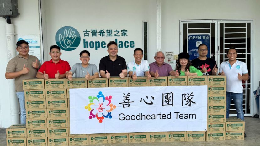 善心团队捐1280箱饼干予希望之家　阮冠玮吁大众捐助米粉食用油