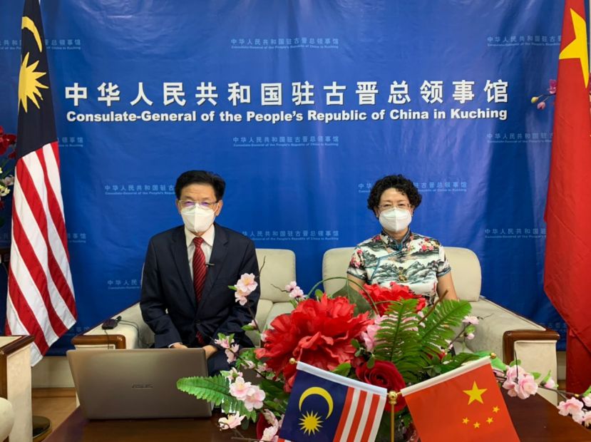 总领事程广中及夫人高翠莲教授线上离任招待会。