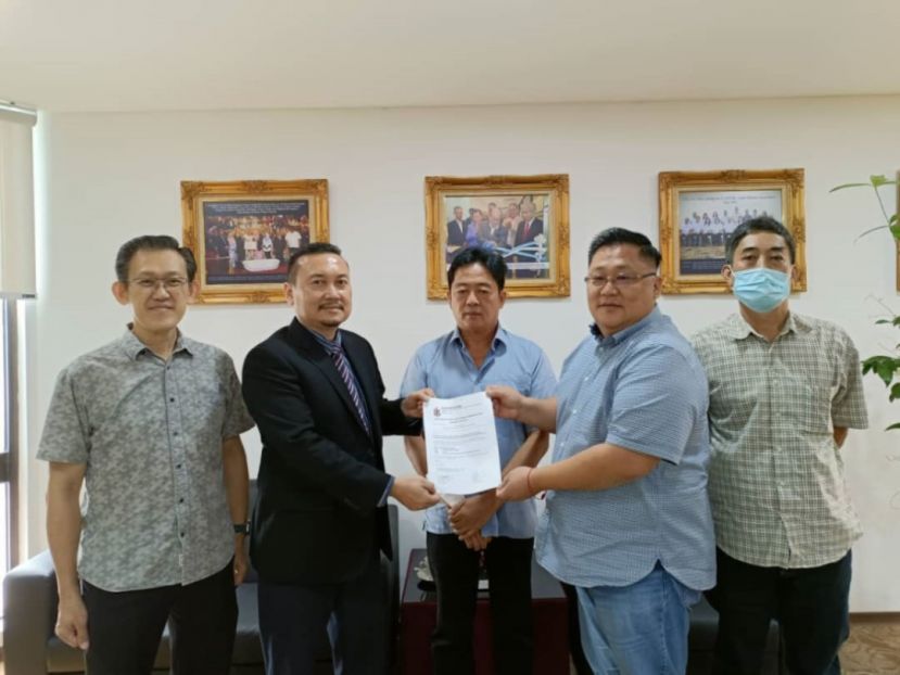 忠福宫广泽尊王庙杯歌赛筹委     拜会砂其他宗教负责人立则隆