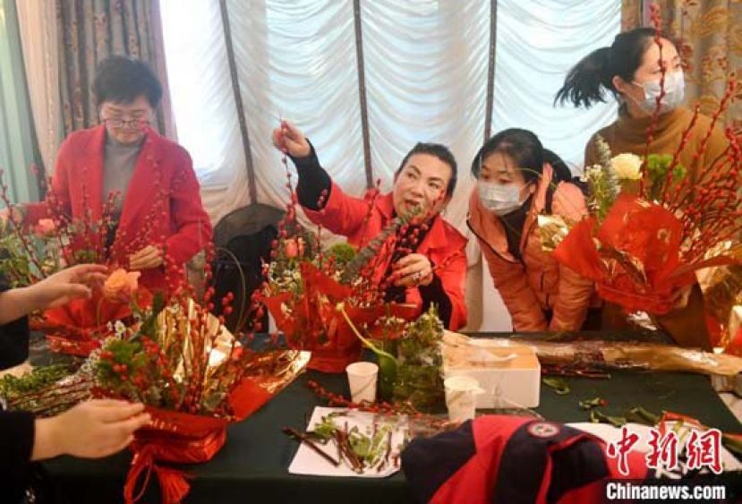 喜欢花道和艺术的杨玉昭建立起一个与大陆同好的社交圈。
