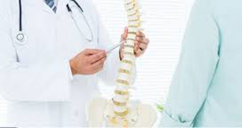 背架护龙骨！牢记正确穿背架三招