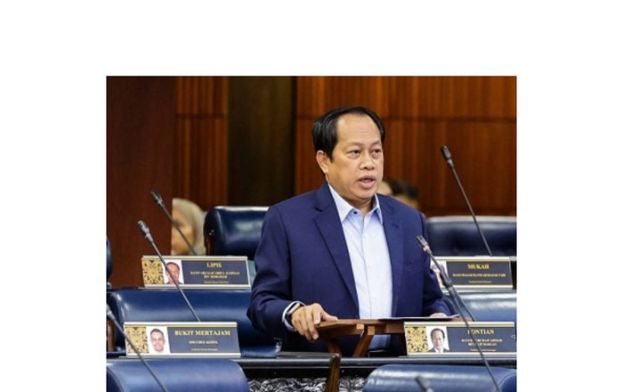 拿督斯里阿末马斯兰。