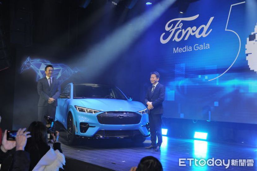 福特野马电动休旅Mustang Mach-E。