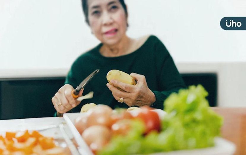 外食族得舒饮食3口诀：饭换谷、菜多样、红换白