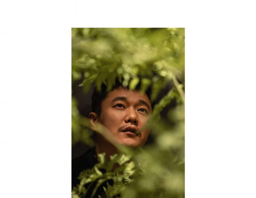 肖央调侃着自己这些年最大的变化就是&ldquo;老了呗&rdquo;。