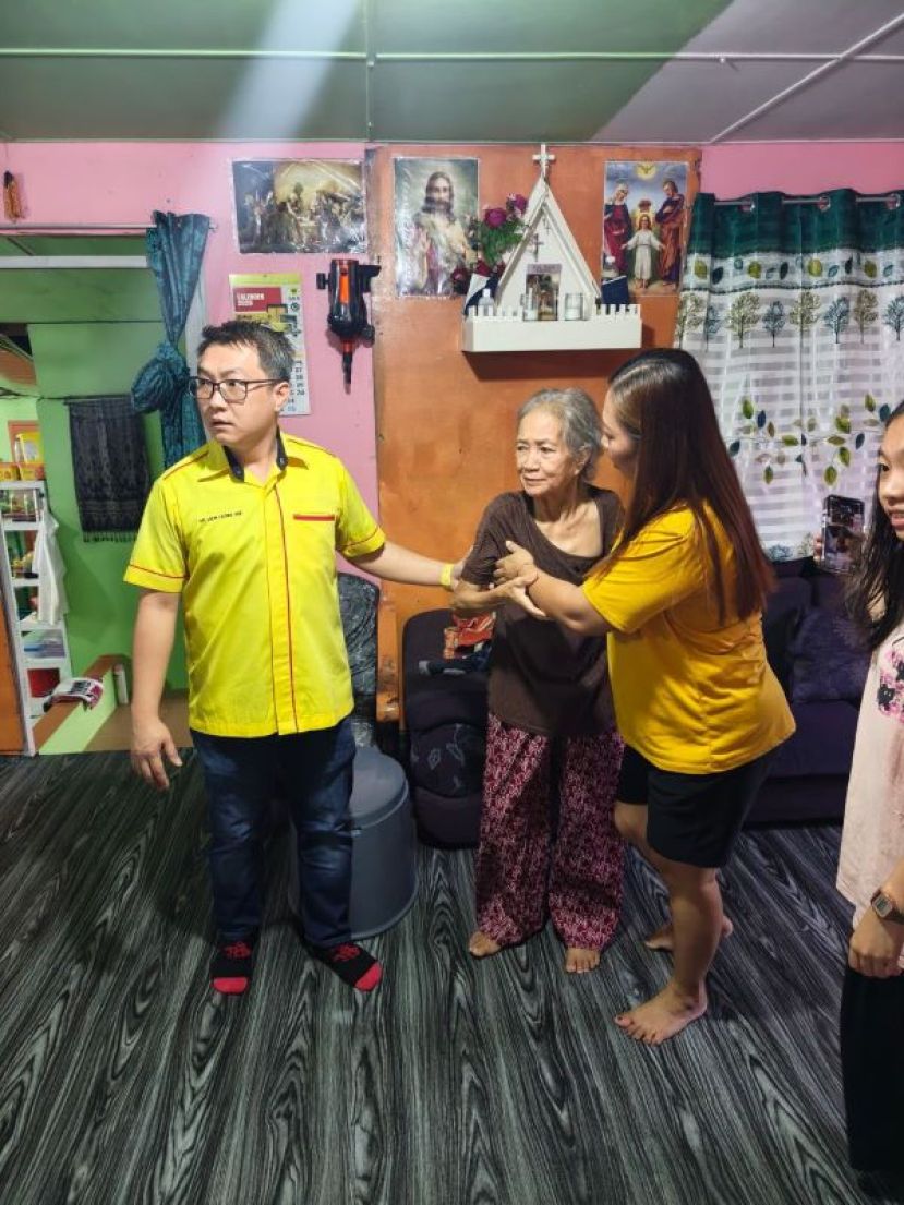 劉儱語市议员迅速响应民需    协助病患家庭提供医疗床架与支援