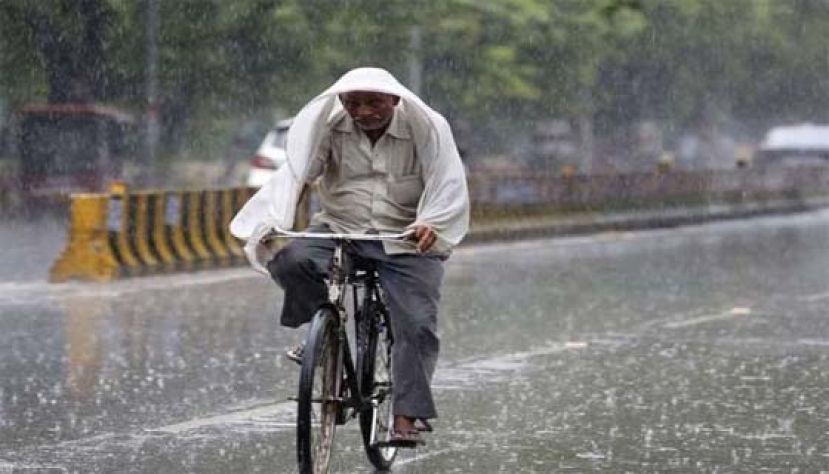 降雨量暴增1293%，印度西北部水患酿18死。