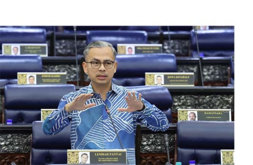 通讯部长拿督法米.