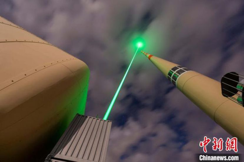 激光避雷针工作中。