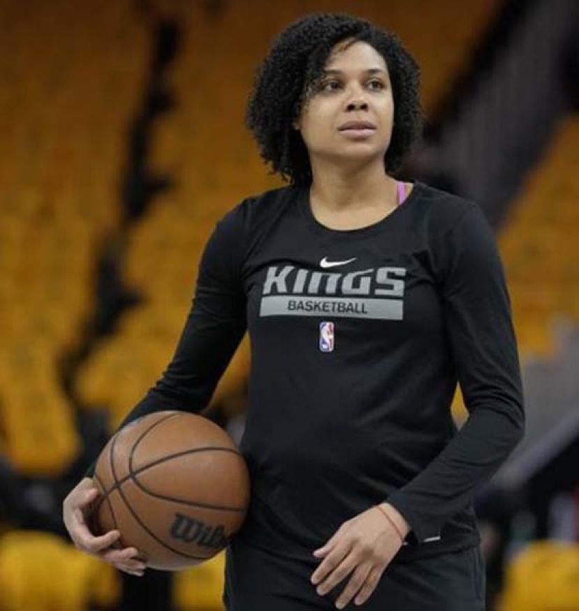 NBA首位女主帅？39岁哈丁或创造历史。