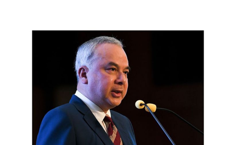 霹雳州苏丹纳兹林。