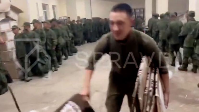 乌克兰曝光在俄国受训的朝鲜士兵影片。