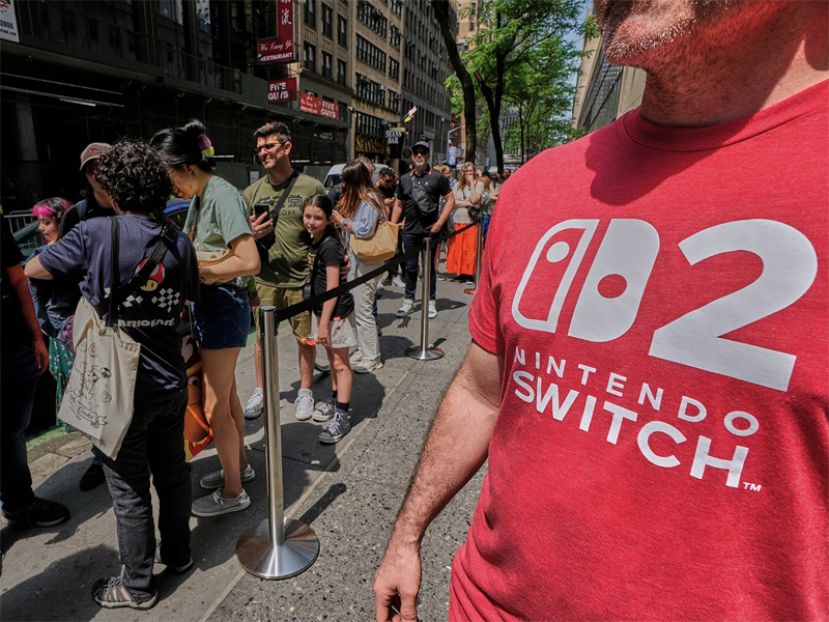 Switch 2发售全球多国玩家排队 任天堂准高层也买不到
