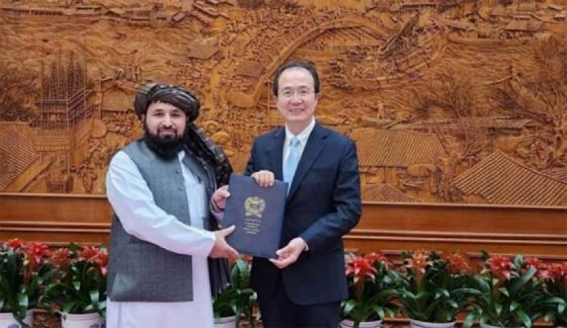 中国接受阿富汗塔利班派驻大使，全球首例。